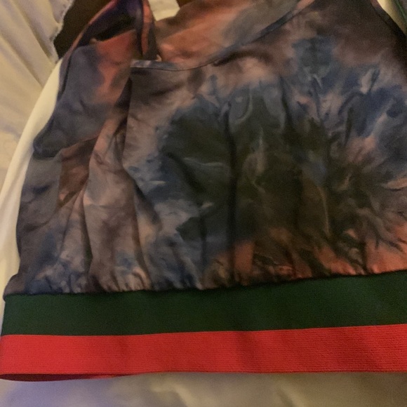 It’d cute cleaning my closet out - Picture 7 of 8